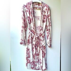 Wilfred by Aritzia  Satin Robe